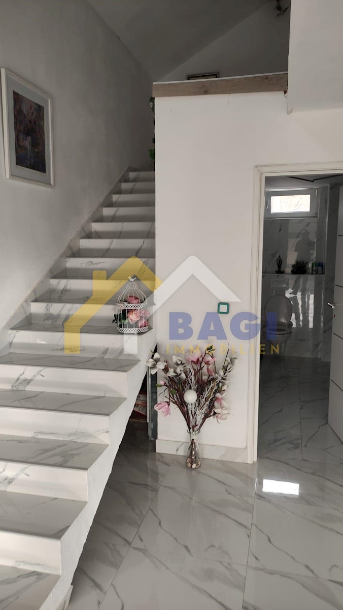 Maison À vendre - ZAGREBAČKA KRIŽ