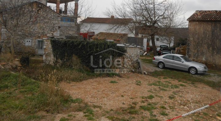 Haus zu verkaufen 100 m² – Sužan