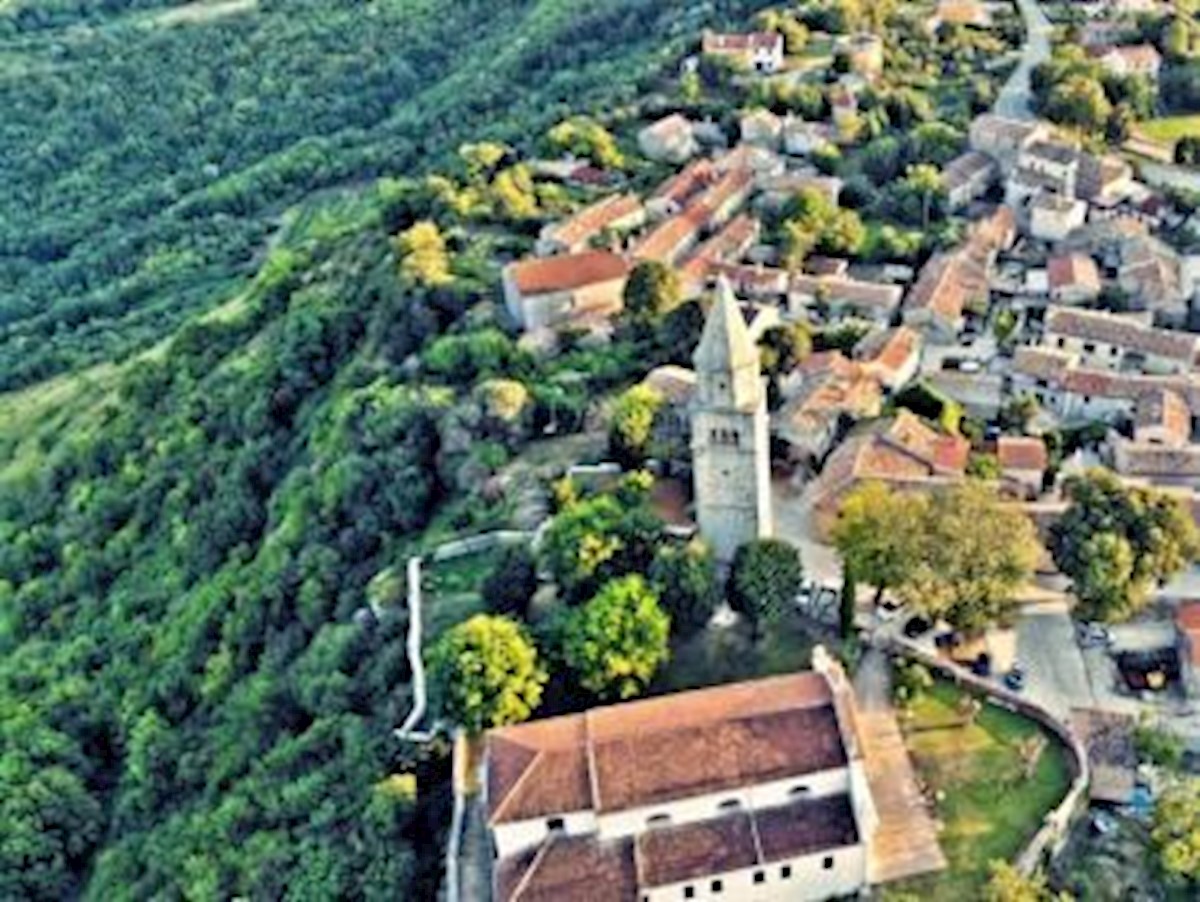 Dom Na predaj - ISTARSKA GRAČIŠĆE