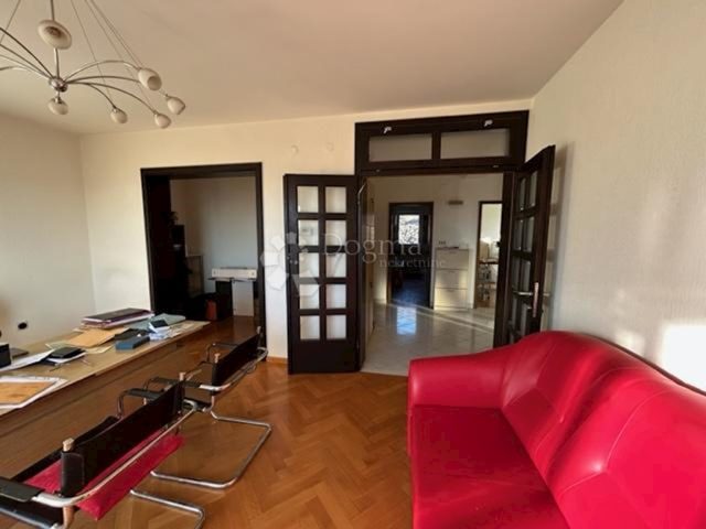Hiša Naprodaj - Primorsko-goranska Rijeka - foto 2/20