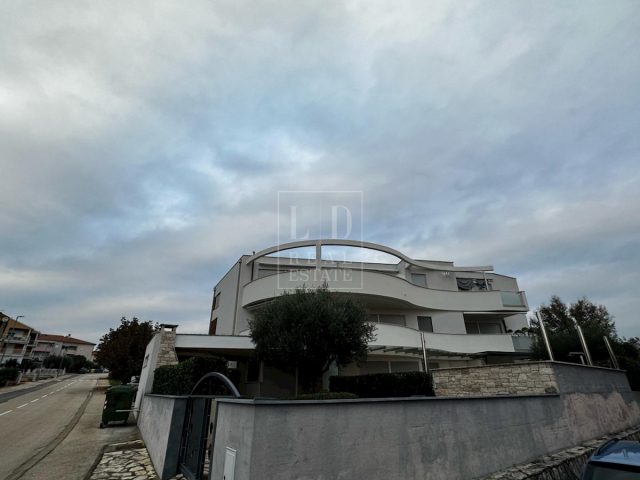 Apartmán na prodej 118 m² – Novigrad