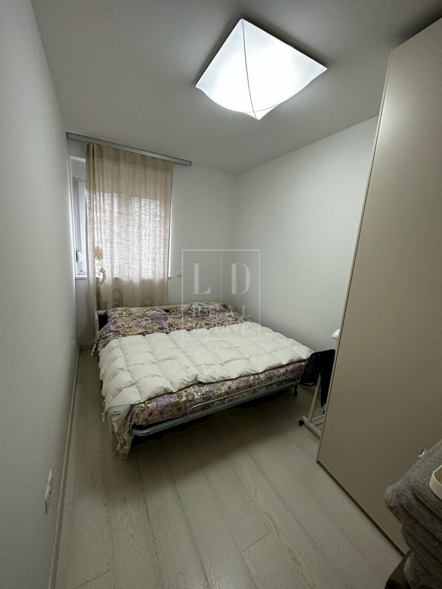 Apartma Na predaj - ISTARSKA NOVIGRAD
