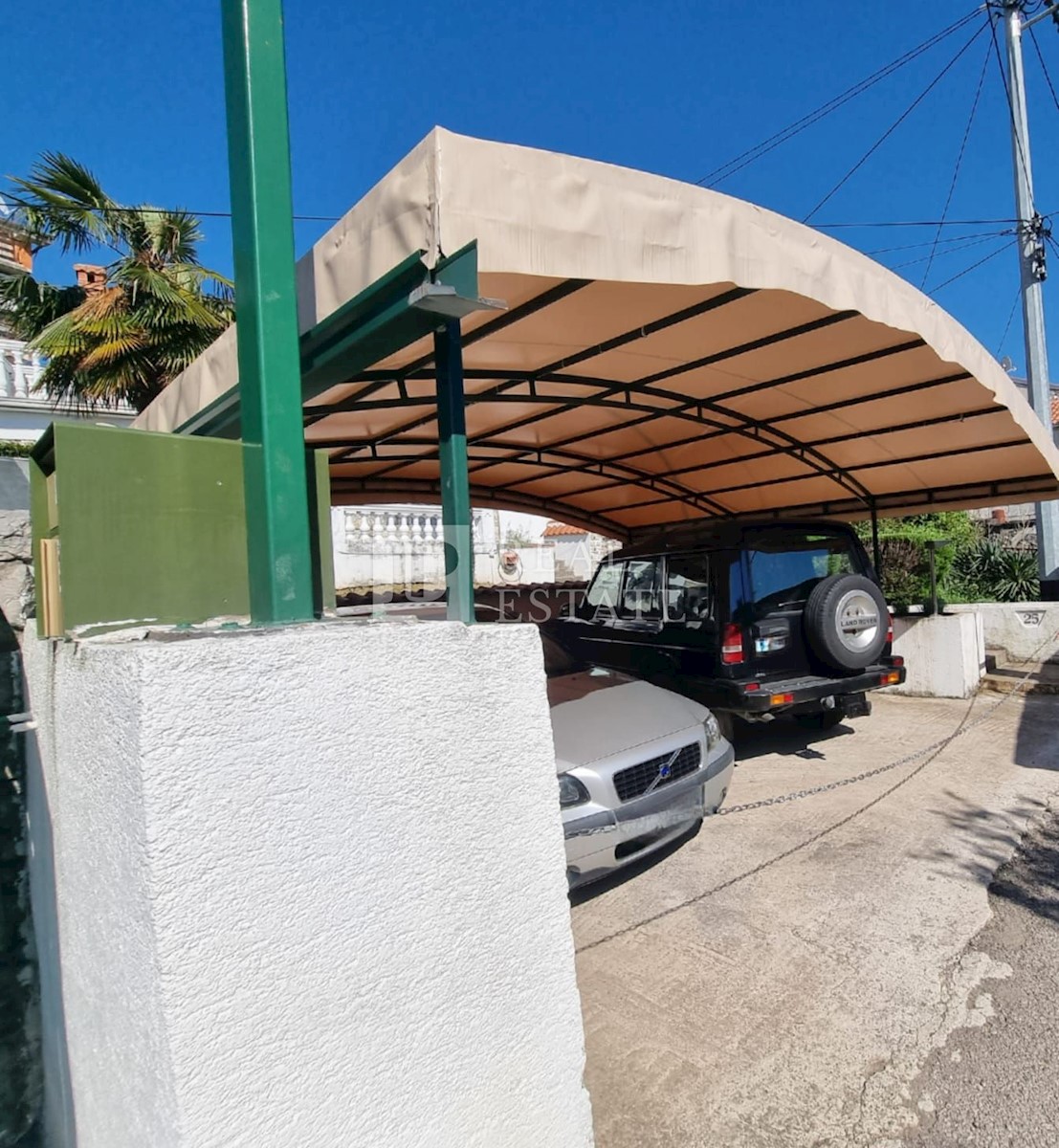 Haus Zu verkaufen - PRIMORSKO-GORANSKA CRIKVENICA