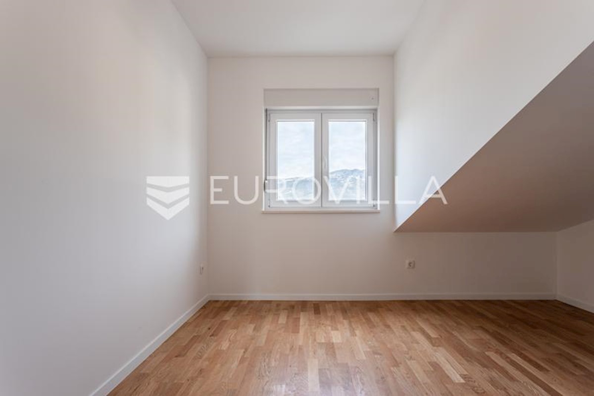 Apartma Na predaj - SPLITSKO-DALMATINSKA PODSTRANA