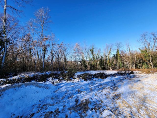 Pozemek na prodej 1896 m² – Karojba