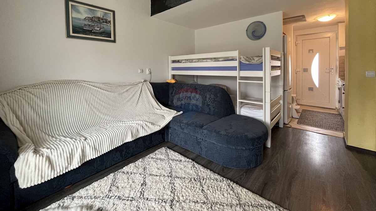 Apartmán Na predaj - ISTARSKA POREČ