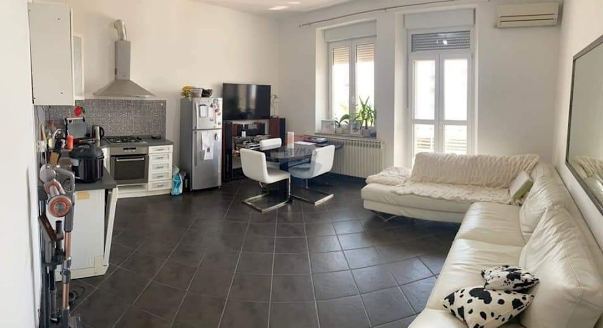 Apartmán Na predaj - PRIMORSKO-GORANSKA RIJEKA