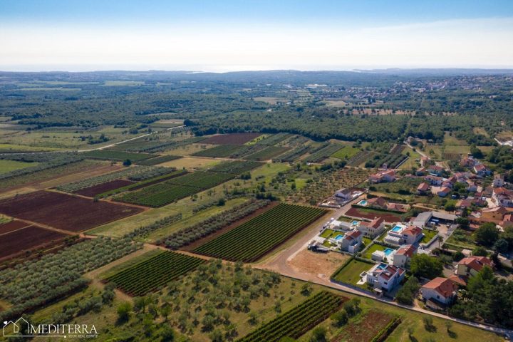 Hiša Naprodaj - Istarska Višnjan - foto 2/13