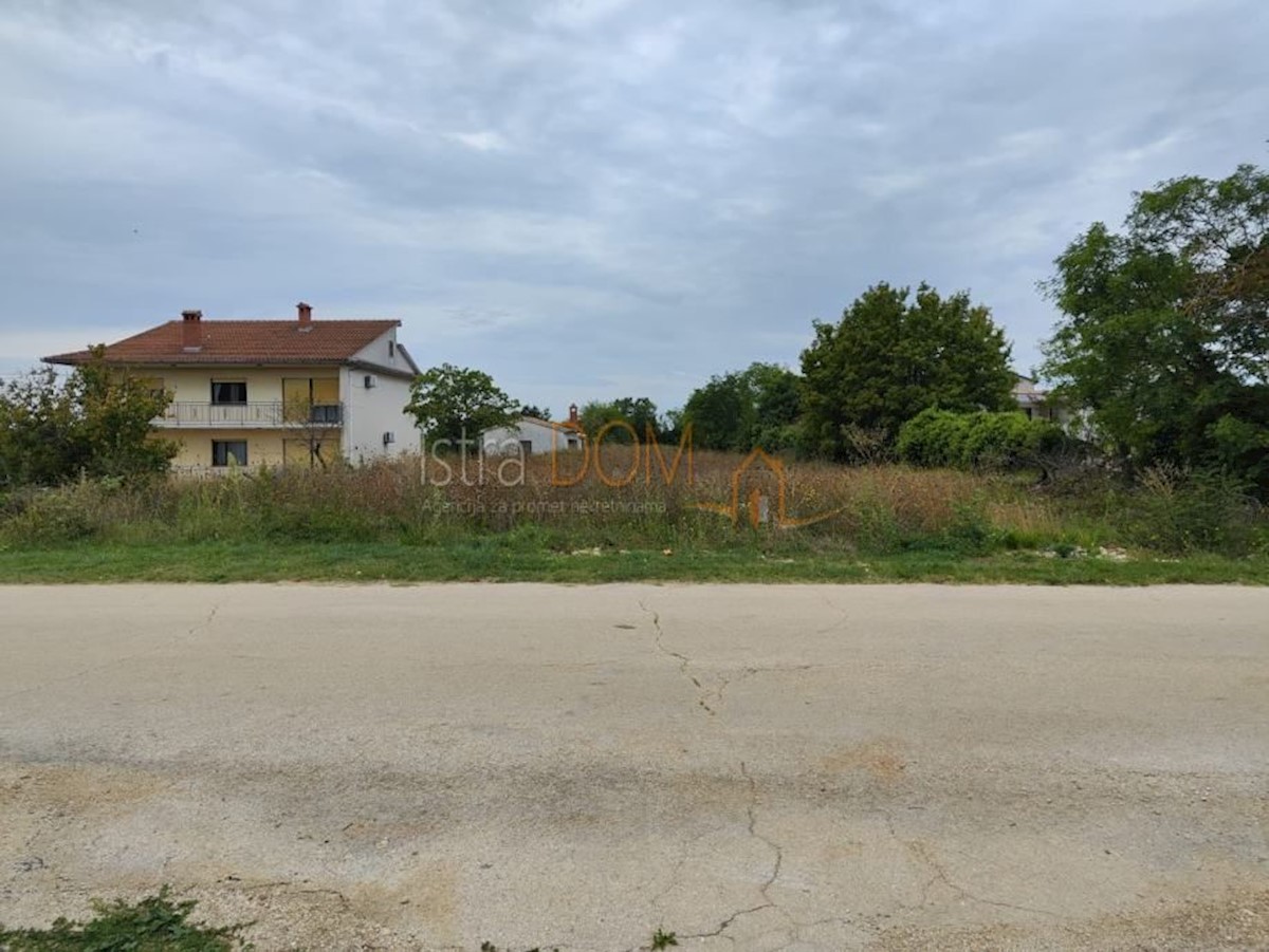 Land For sale - ISTARSKA MARČANA