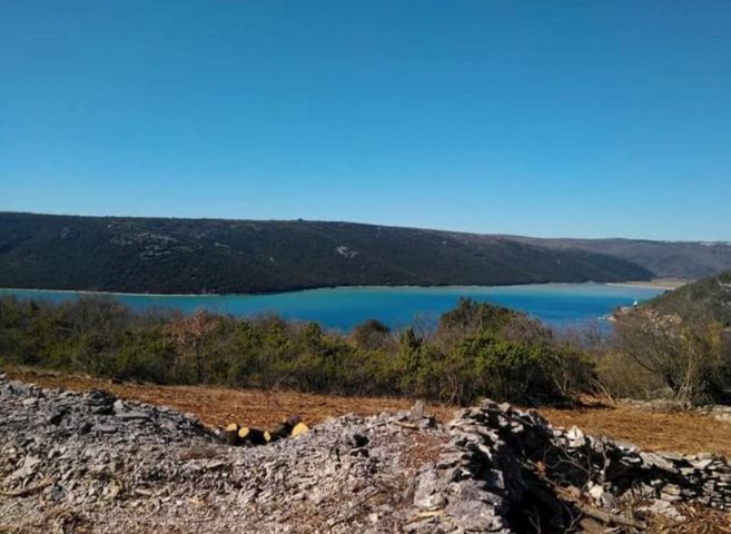 Land for sale 893 m² – Labin