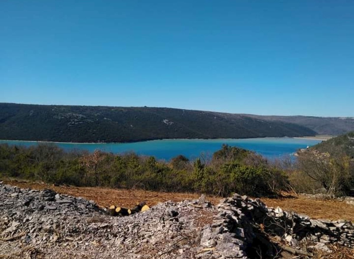Pozemok Na predaj LABIN