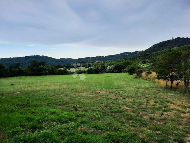 Grundstück zu verkaufen 4407 m² – Labin