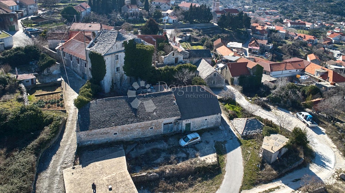 Dom Na predaj - SPLITSKO-DALMATINSKA BRAČ