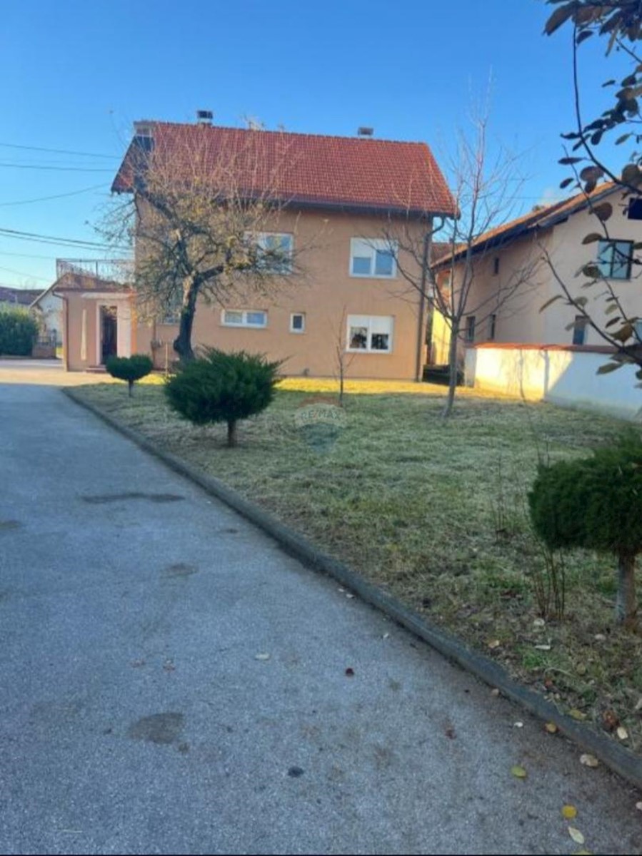 House For rent - ZAGREBAČKA VELIKA GORICA