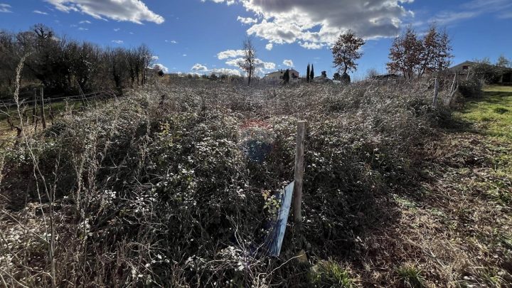 Land for sale 1045 m² – Vrh Lašići
