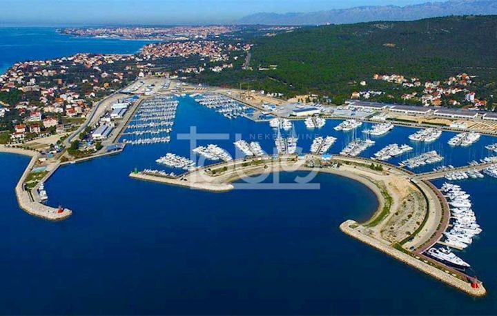 Land for sale 12486 m² – Sukošan