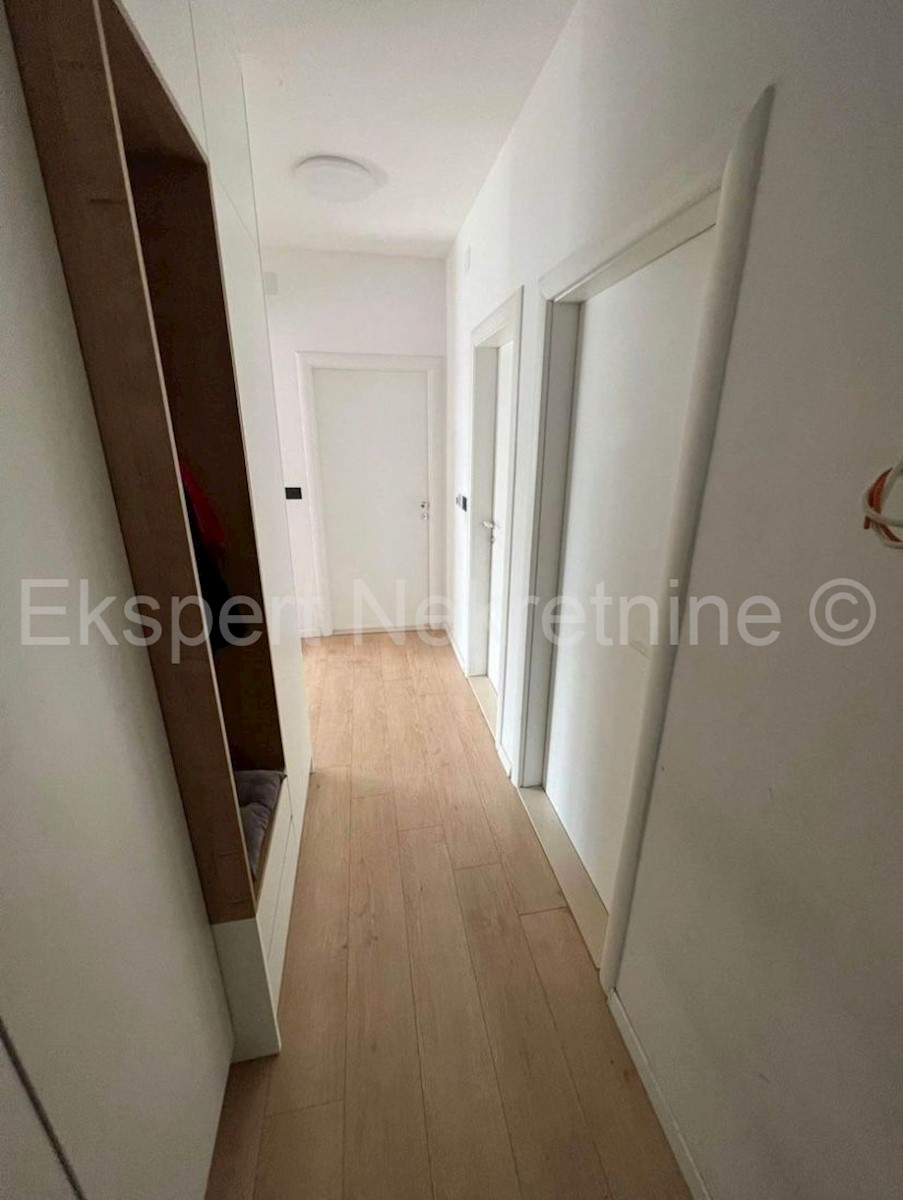 Flat For sale - SPLITSKO-DALMATINSKA KAŠTELA