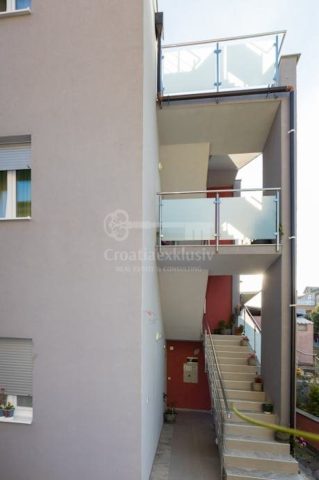 Hiša Naprodaj - šibensko-kninska šibenik - foto 3/20