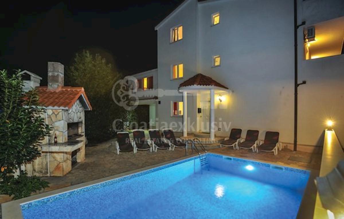 Haus Zu verkaufen - ŠIBENSKO-KNINSKA ROGOZNICA