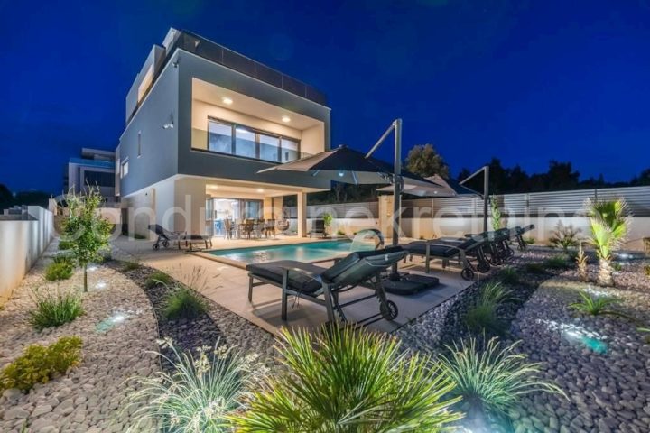 Casa in vendita 530 m² – Zaton