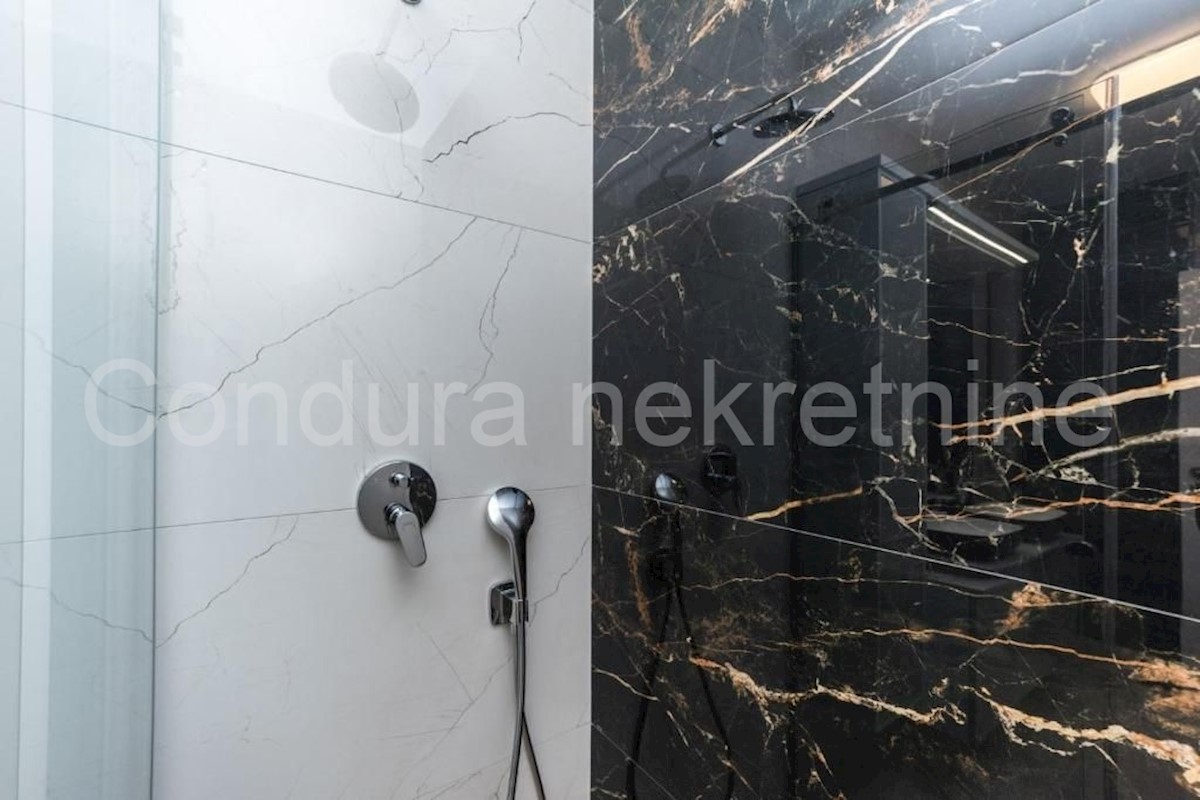 House For sale - ZADARSKA NIN