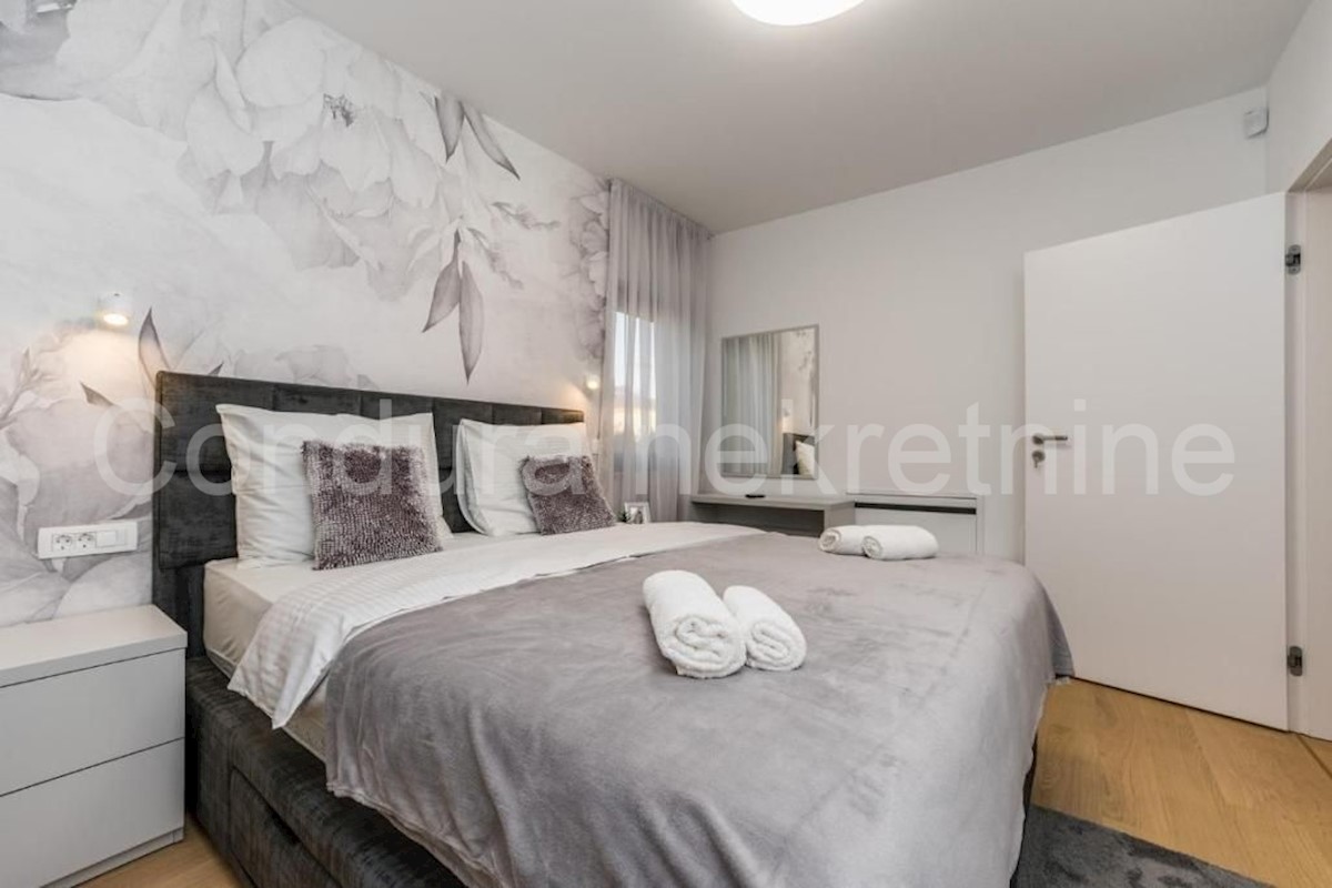 House For sale - ZADARSKA NIN