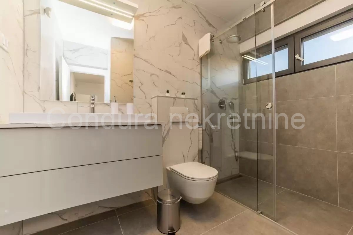 House For sale - ZADARSKA NIN