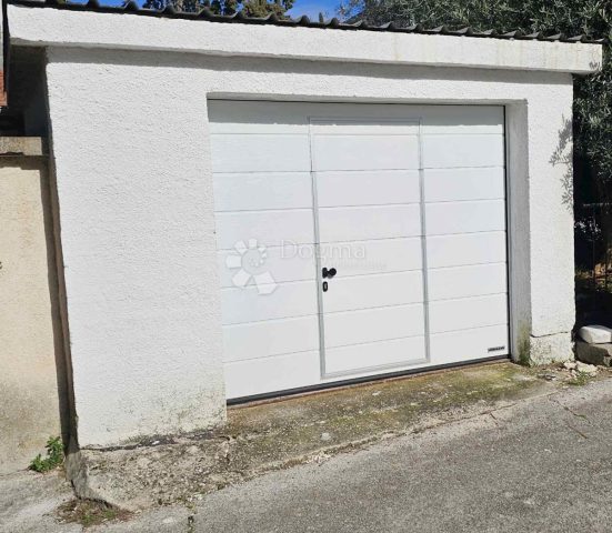 Flat for sale 21 m² – Pula