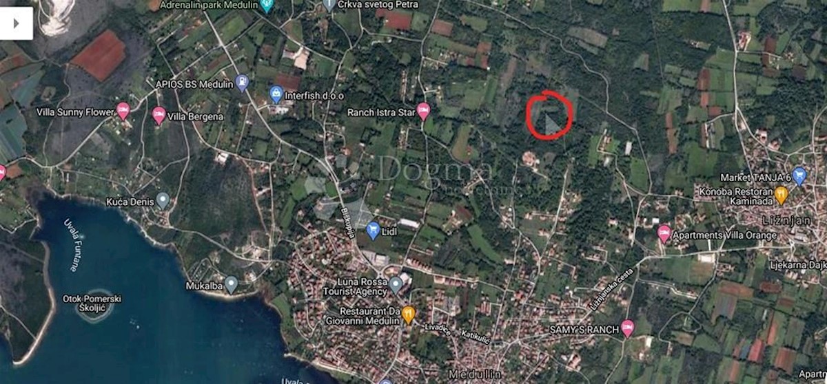 Pozemek Na prodej