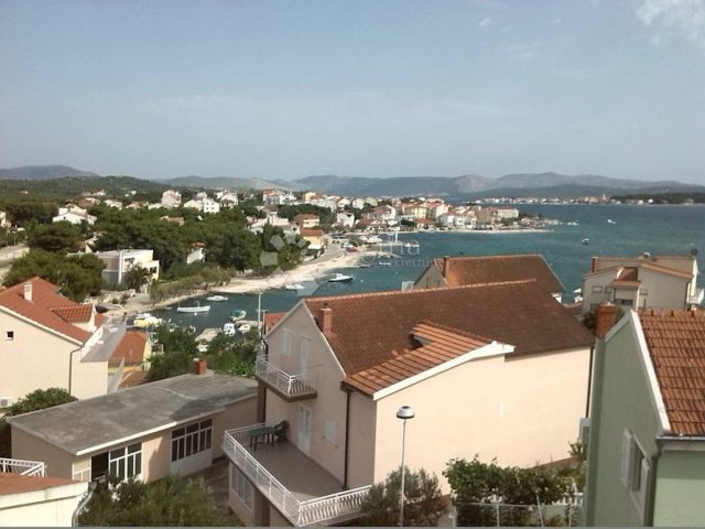 Flat for sale 129 m² – Brodarica