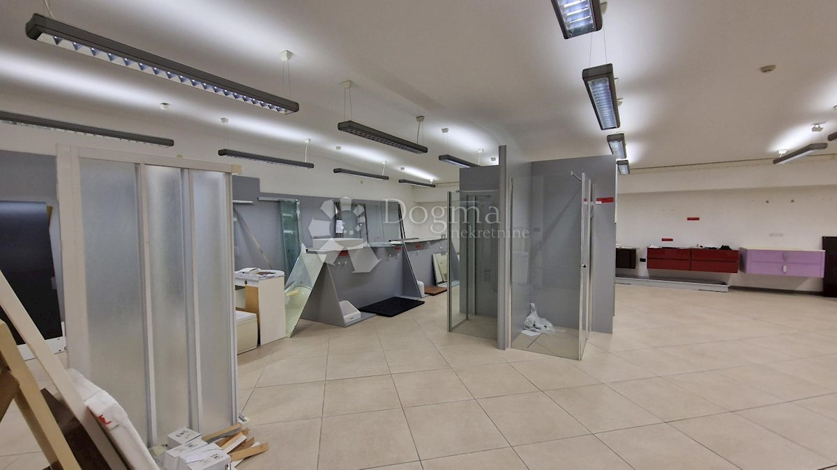 Business premises For rent - ISTARSKA PULA