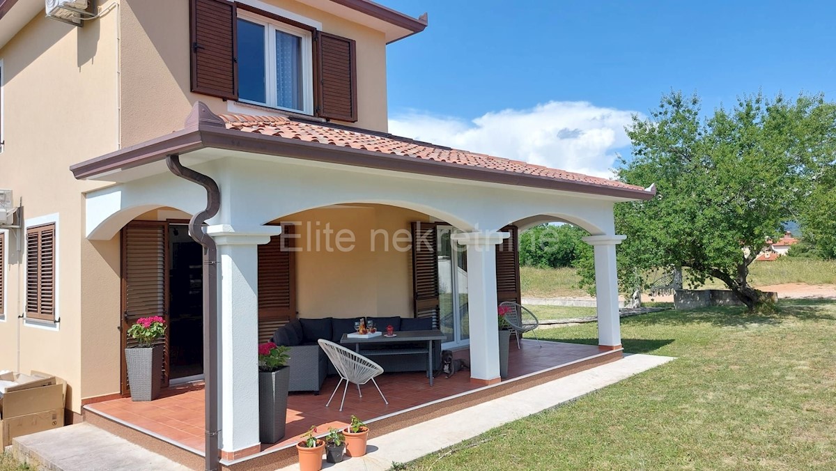 Maison À vendre - ISTARSKA SVETA NEDELJA