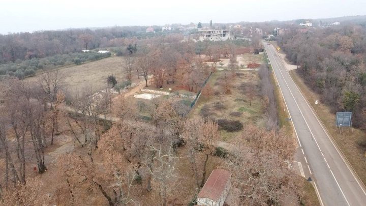 Land for sale 11275 m² – Umag