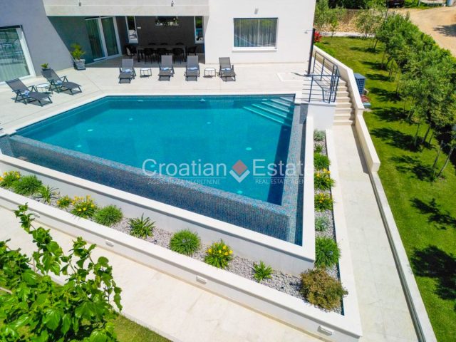 Maison À vendre - Splitsko-dalmatinska Split - foto 4/24