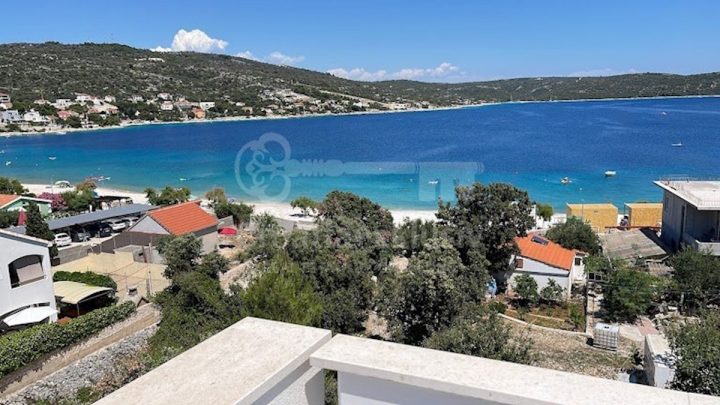 Casa In vendita - Splitsko-dalmatinska Marina - foto 2/6