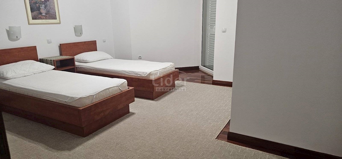 Apartment Zu verkaufen - LIČKO-SENJSKA NOVALJA