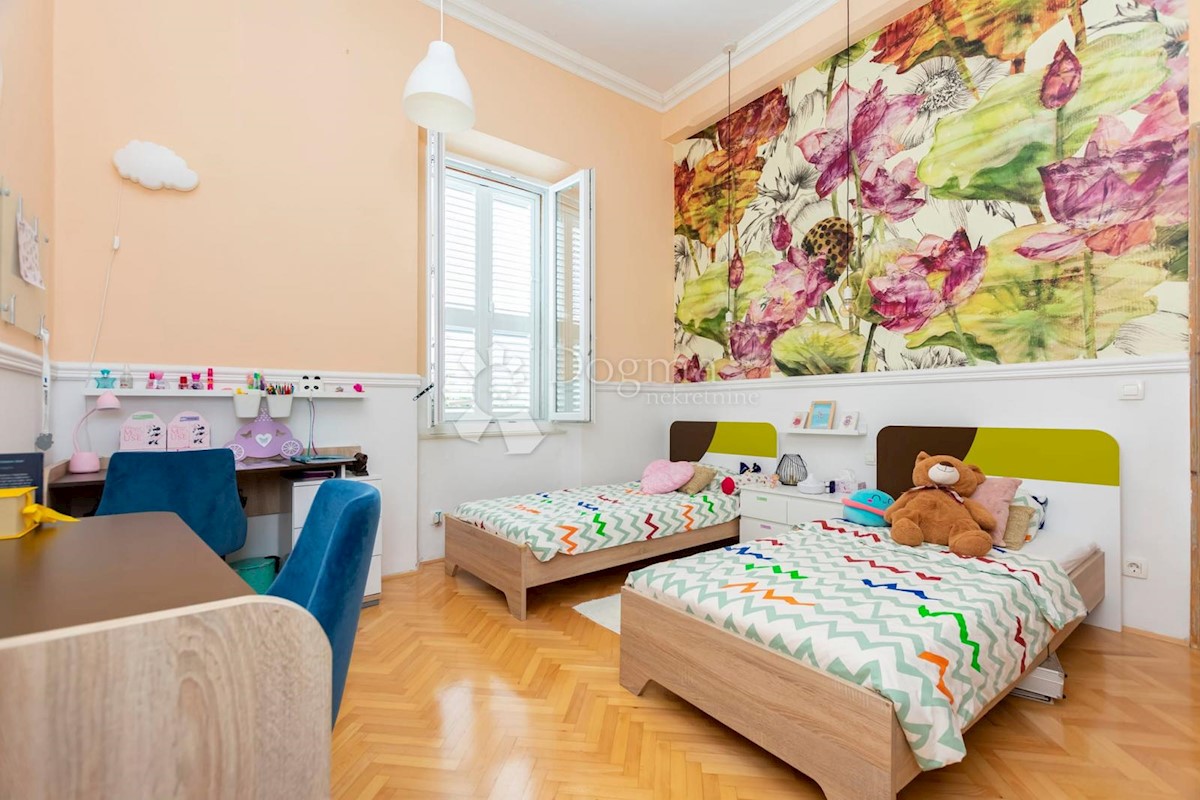 Apartmán Na prodej - SPLITSKO-DALMATINSKA DUGI RAT