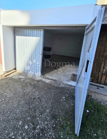 Apartma Naprodaj - Istarska Pula - foto 2/4