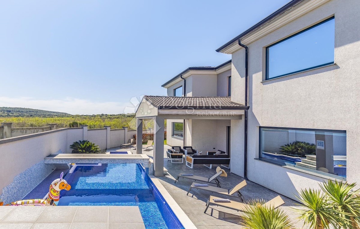 House For sale - ISTARSKA MEDULIN