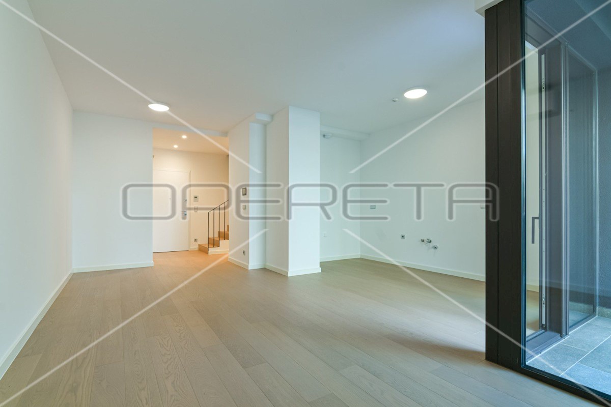 Appartement À louer - GRAD ZAGREB ZAGREB