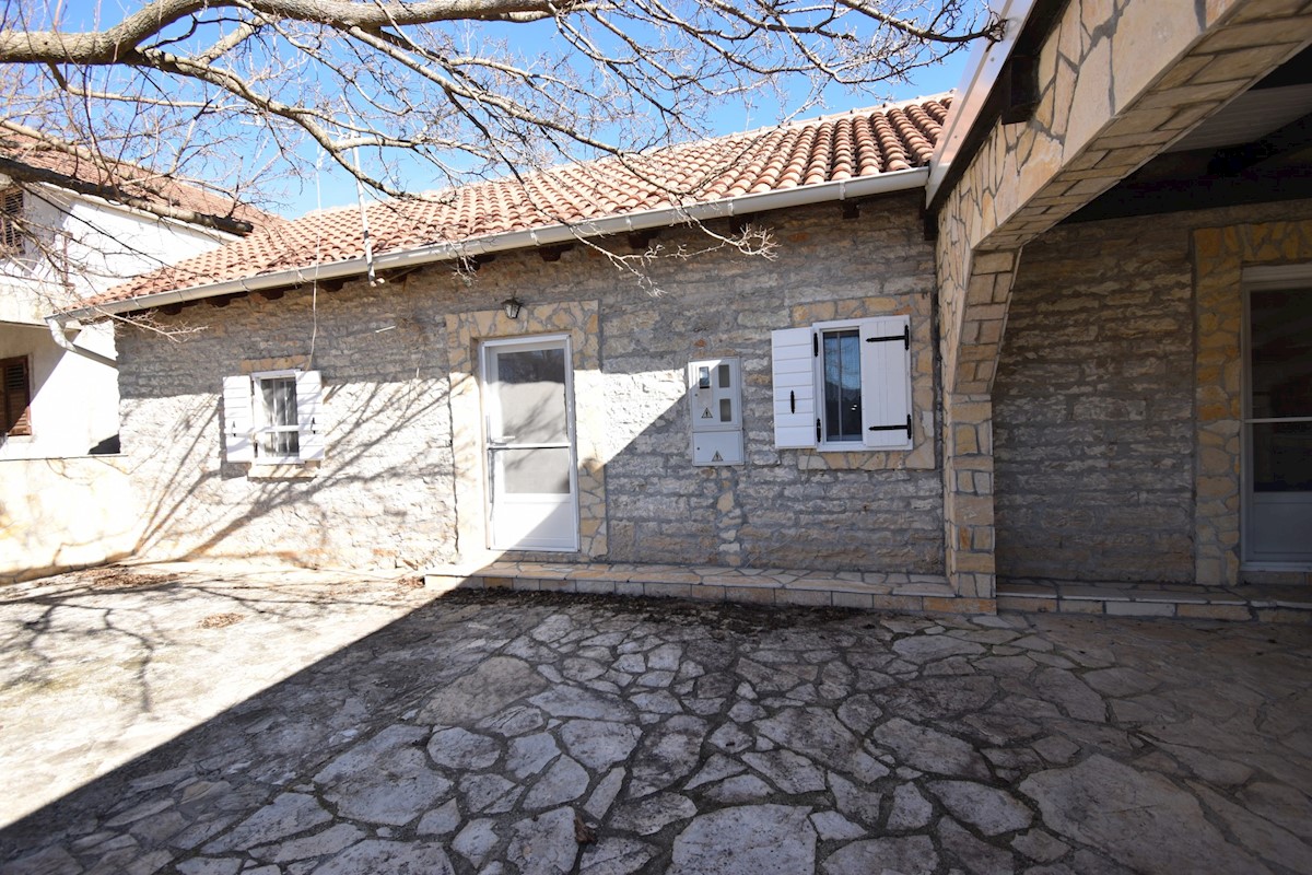 Casa In vendita - ŠIBENSKO-KNINSKA SKRADIN