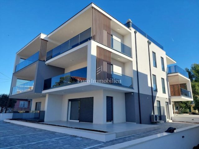Appartement à vendre 192 m² – Srima