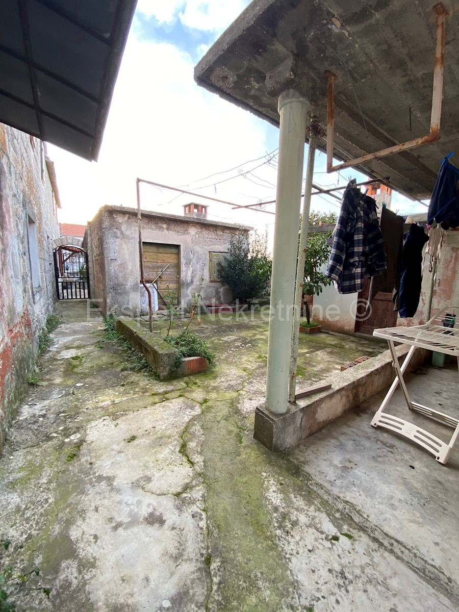 Casa In vendita - SPLITSKO-DALMATINSKA Čiovo