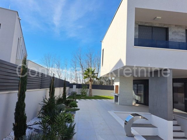 House For sale - Zadarska Nin - foto 2/18