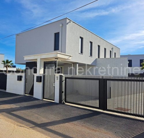 House For sale - Zadarska Nin - foto 5/18