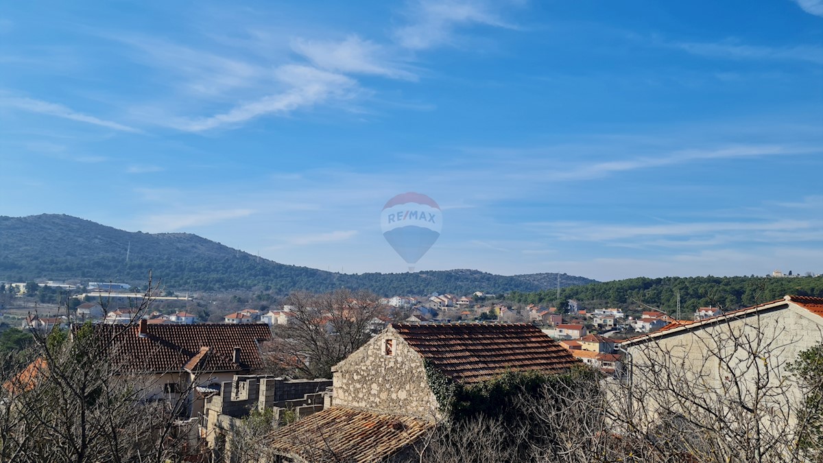 Land For sale - ŠIBENSKO-KNINSKA ŠIBENIK