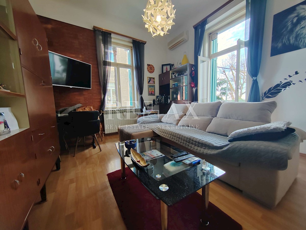 Flat For sale