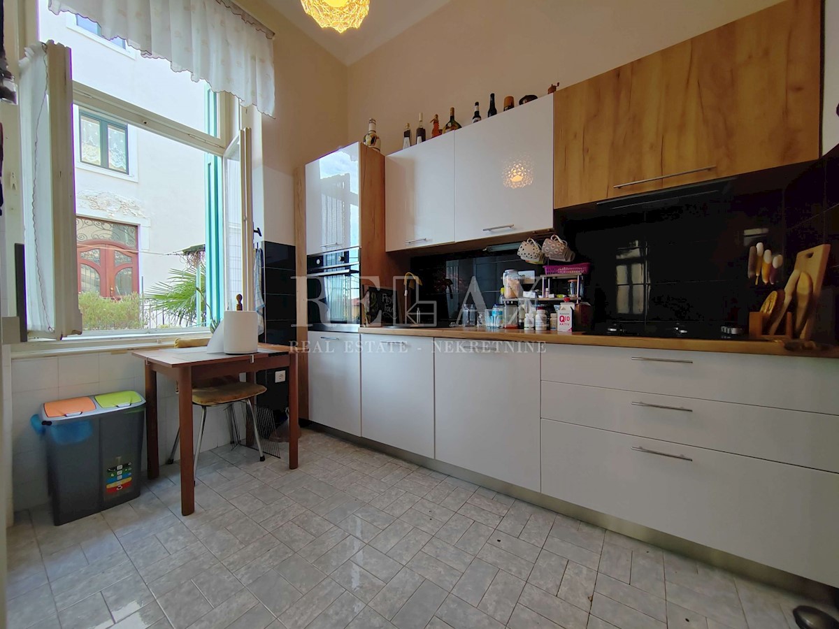 Flat For sale - PRIMORSKO-GORANSKA OPATIJA