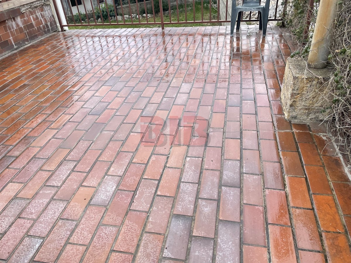 Kuća Na prodaju - PRIMORSKO-GORANSKA CRIKVENICA