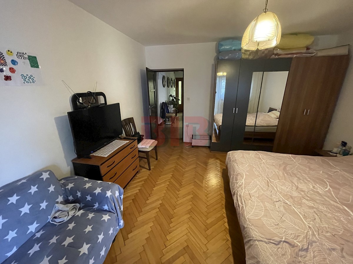 Kuća Na prodaju - PRIMORSKO-GORANSKA CRIKVENICA